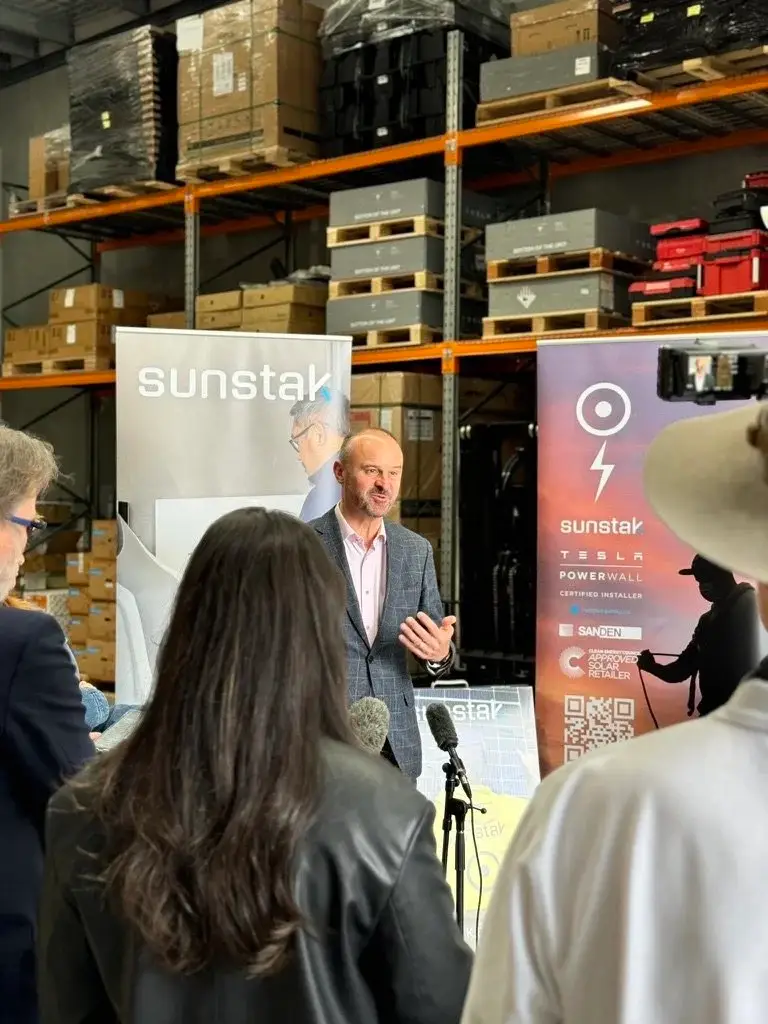 ACT Chief Minister Andrew Barr at Sunstak HQ announcing the Canberra Big Battery Project